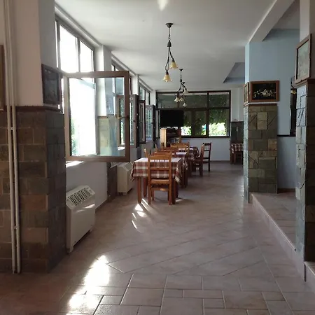 Hotel France 2*